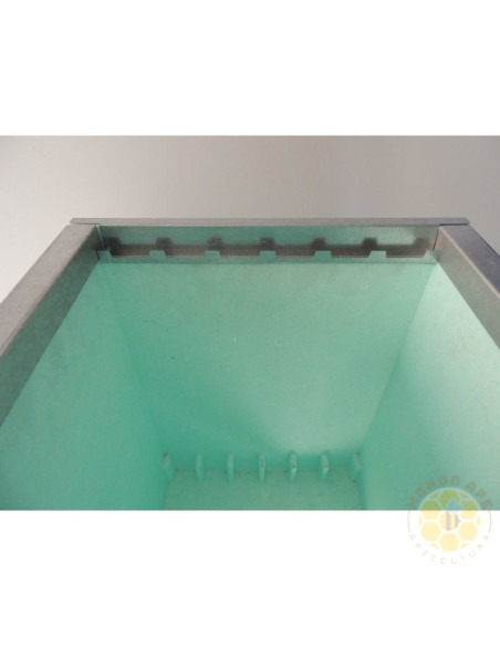 Distanziatore a 6 favi per arnia in polistirolo