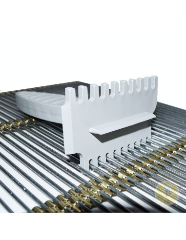 RASCHIETTO PER PULIZIA ESCLUDI REGINA IN PLASTICA