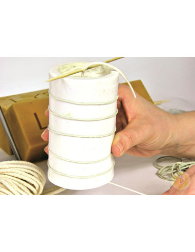 STAMPO PER CANDELA IN SILICONE PICCOLO CILINDRO CON CELLE